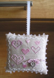 Antique Hearts Front View