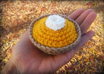 Pumpkin Pie Amigurumi